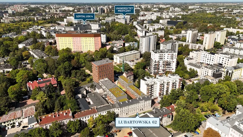 Widok z lotu ptaka z Lubartowskiej 62 w stronę Uniwersytetu Medycznego